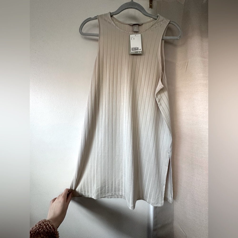 H&M Tank NWT